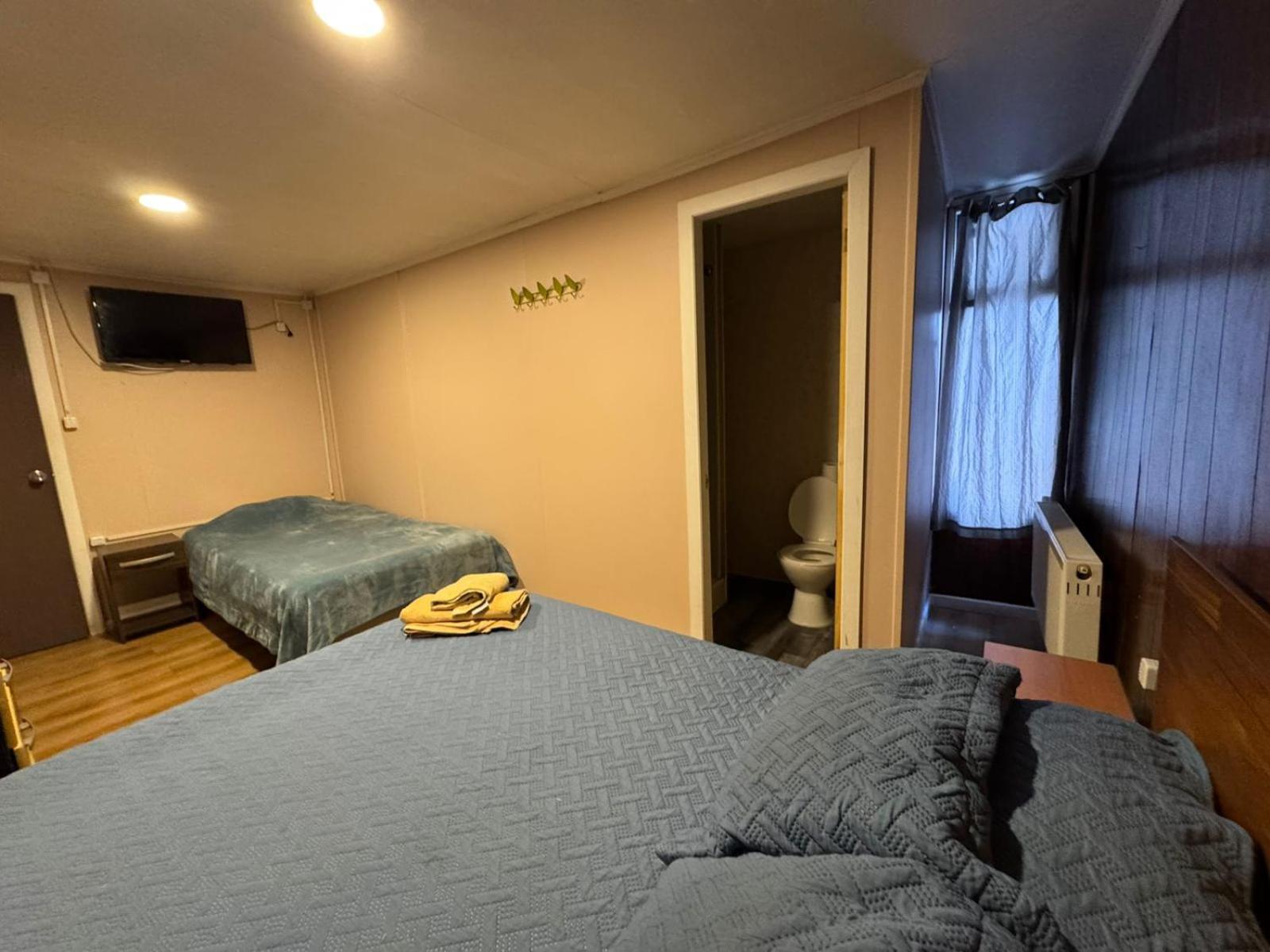 World'S End Hostal 푸에르토나탈레스 외부 사진