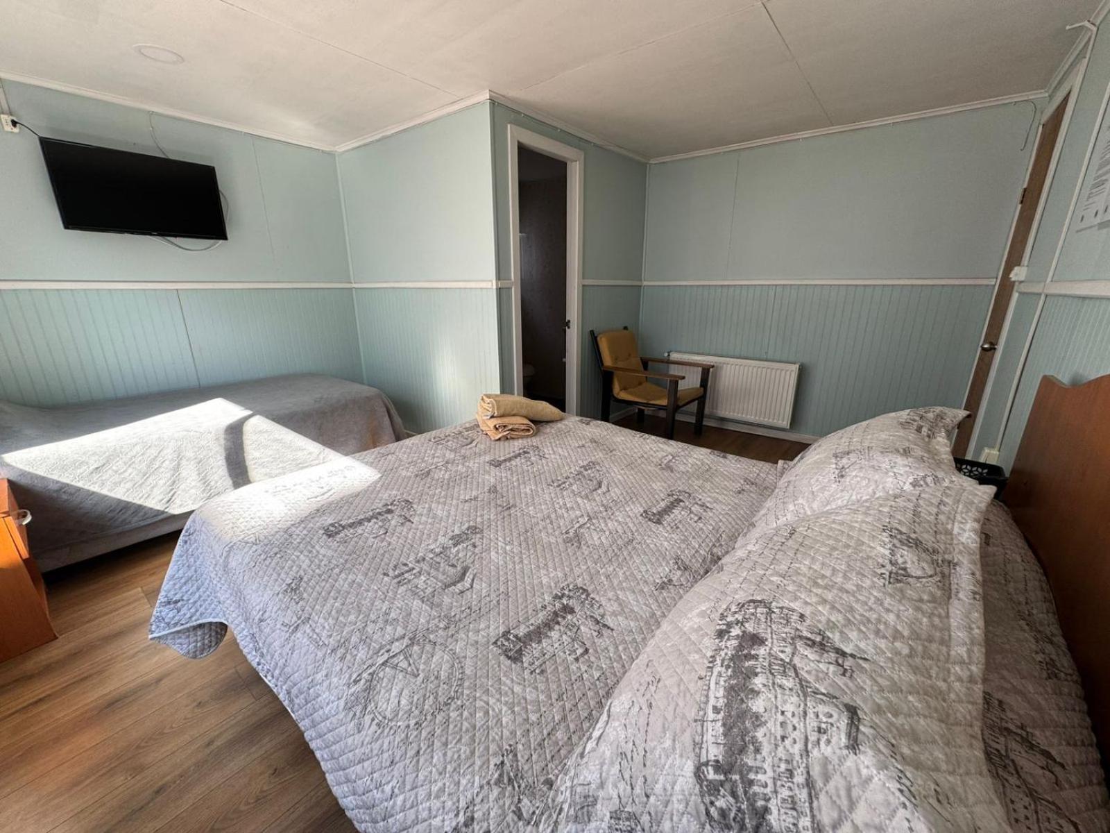 World'S End Hostal 푸에르토나탈레스 외부 사진