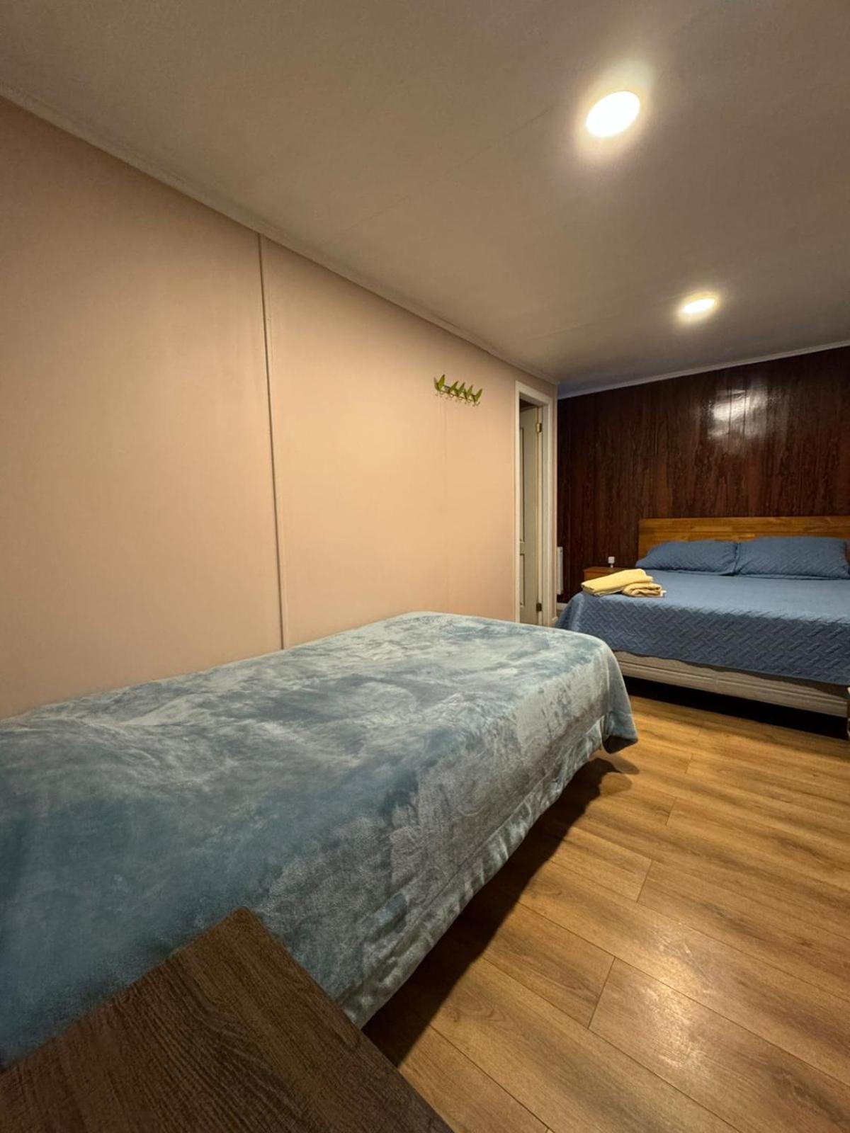 World'S End Hostal 푸에르토나탈레스 외부 사진